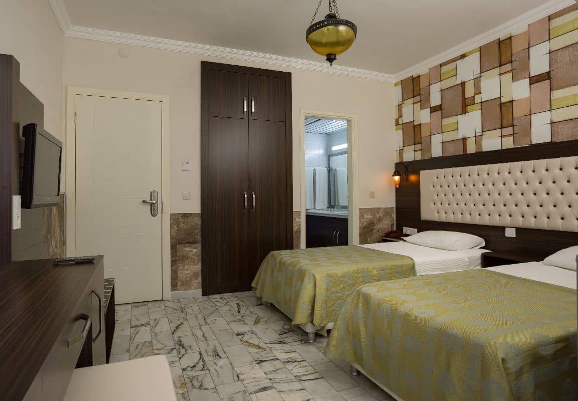 rooms-standard-room