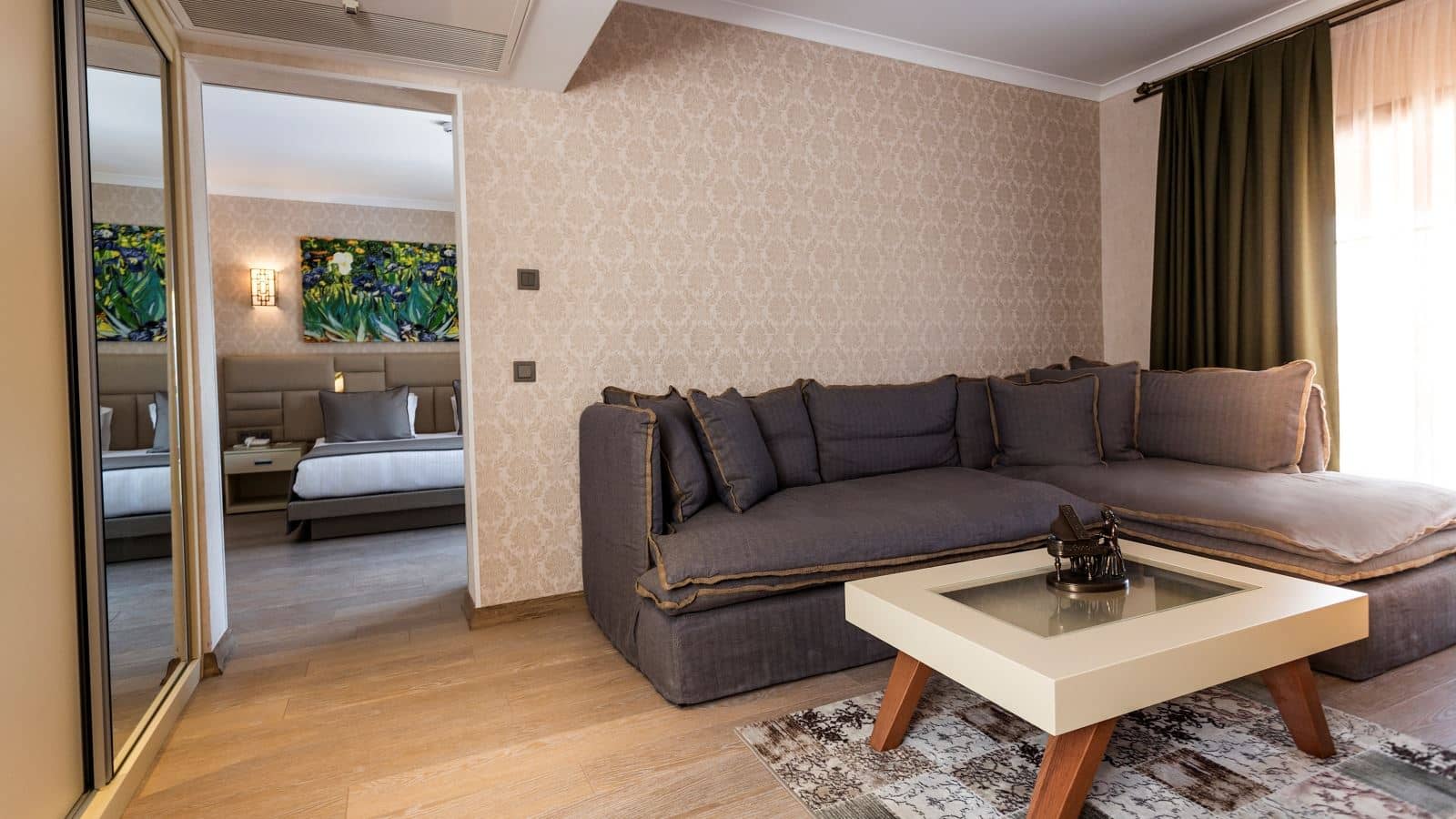 rooms-suite-oda