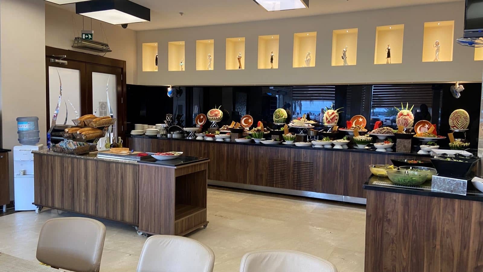 restaurants-ana-restaurant