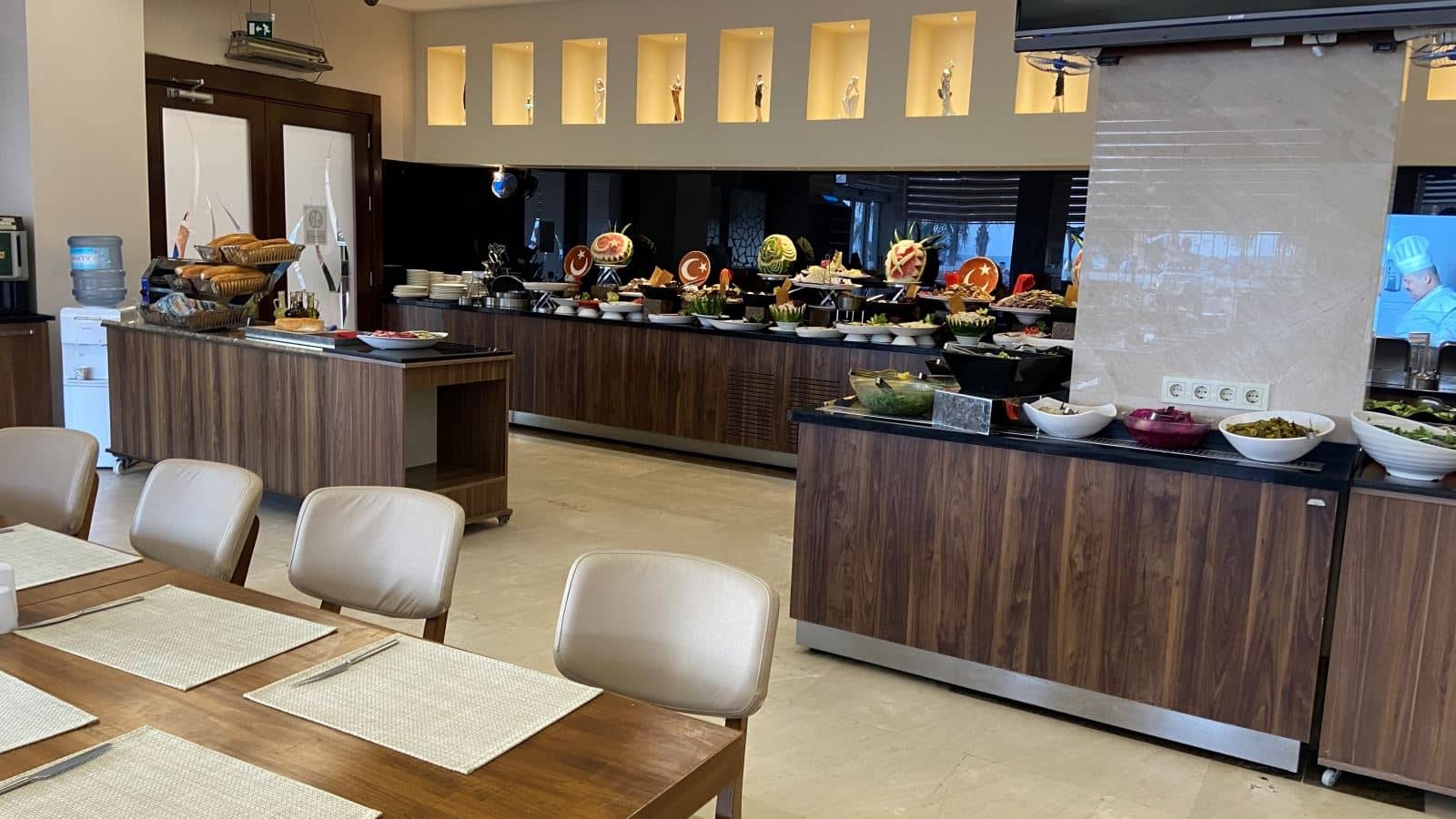 restaurants-ana-restaurant