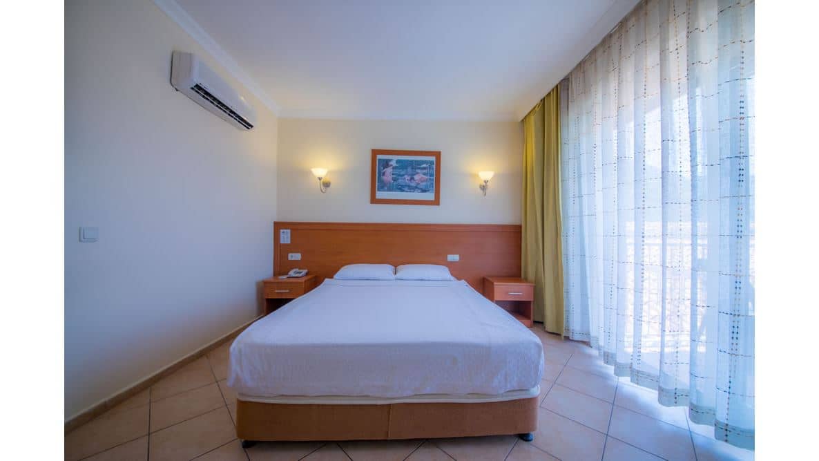 rooms-standard-room