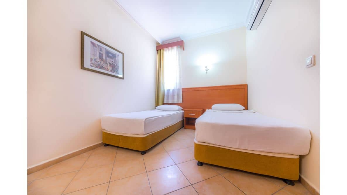 rooms-standard-room