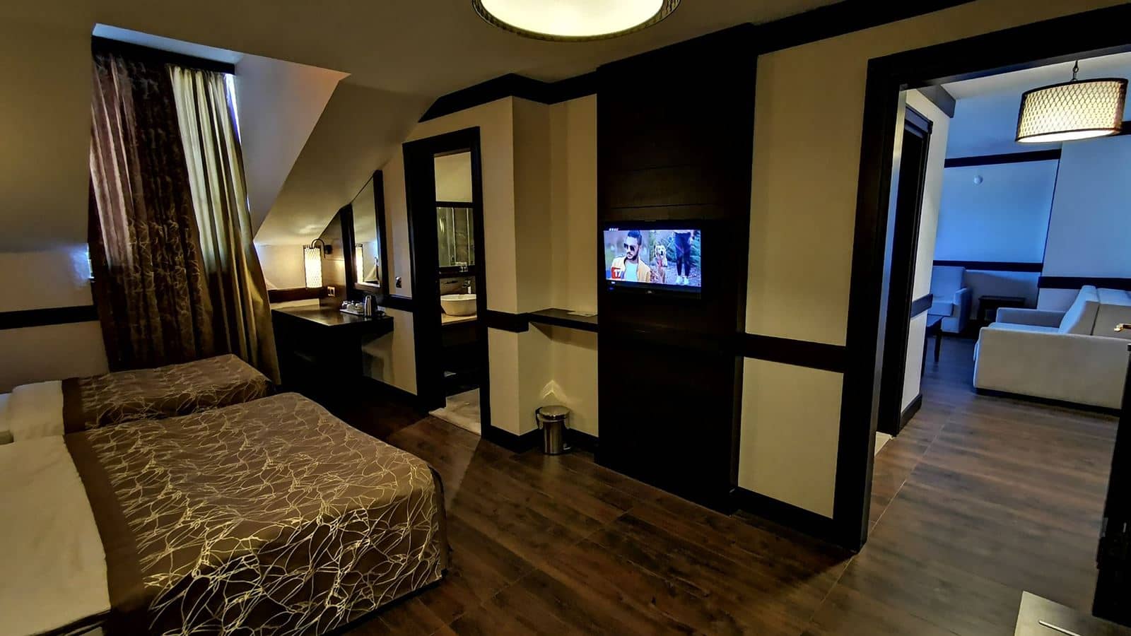 rooms-king-suit-oda