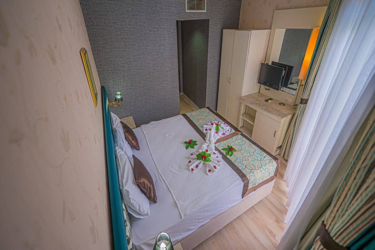 rooms-family-room