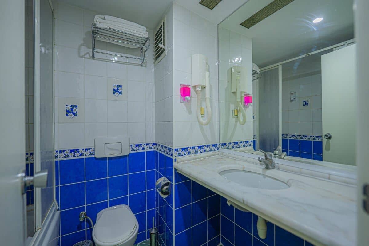 rooms-family-room