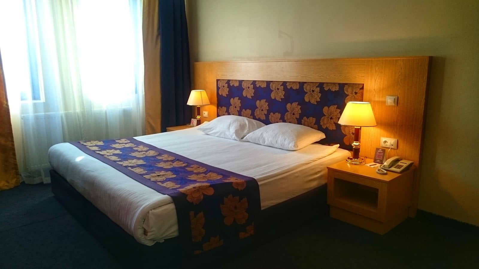 rooms-standard-room