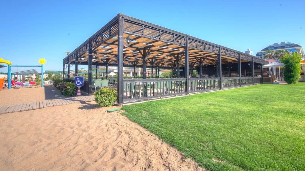 bars-beach-bar
