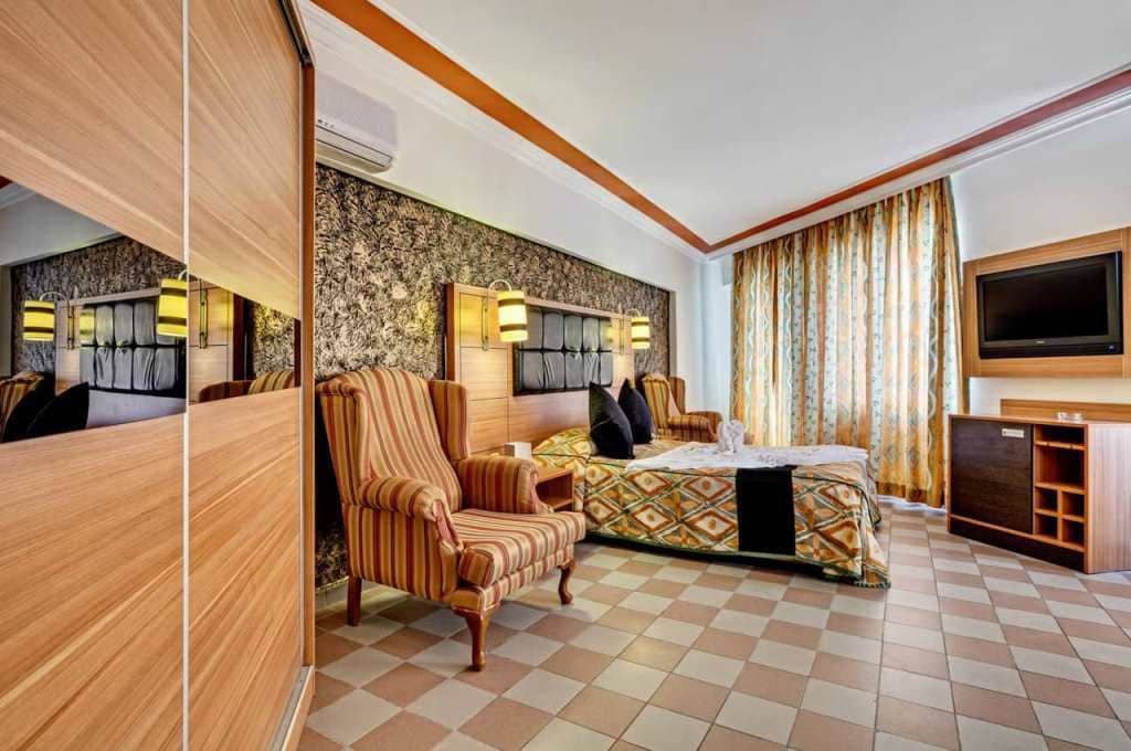 rooms-standard-room