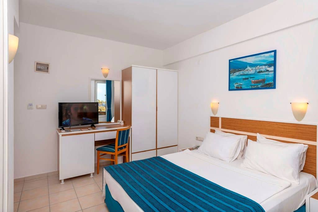 rooms-standard-room