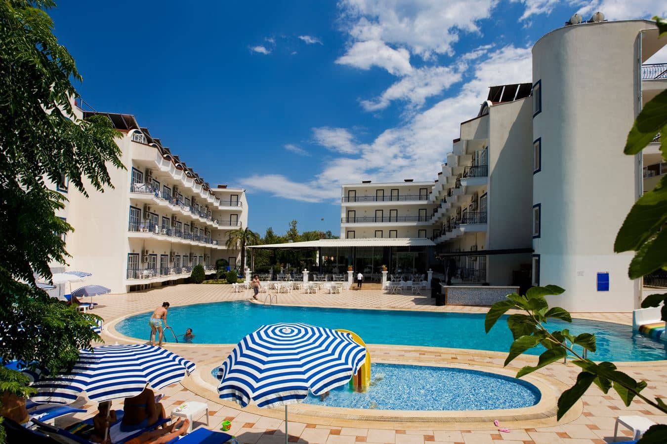 pools-outdoor-pool