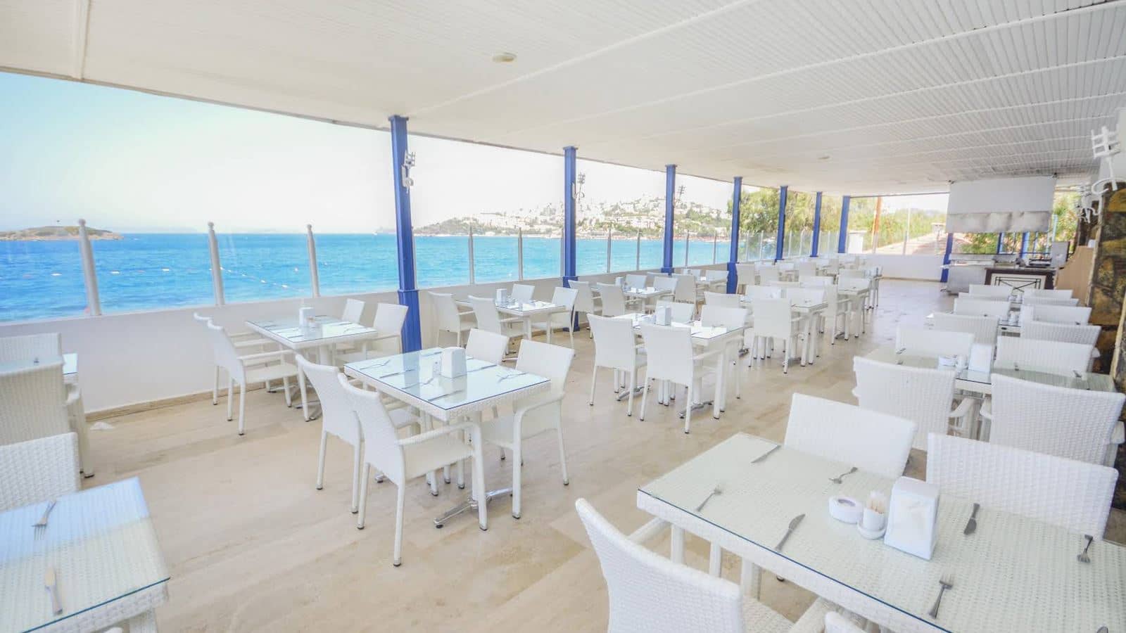 restaurants-restaurant