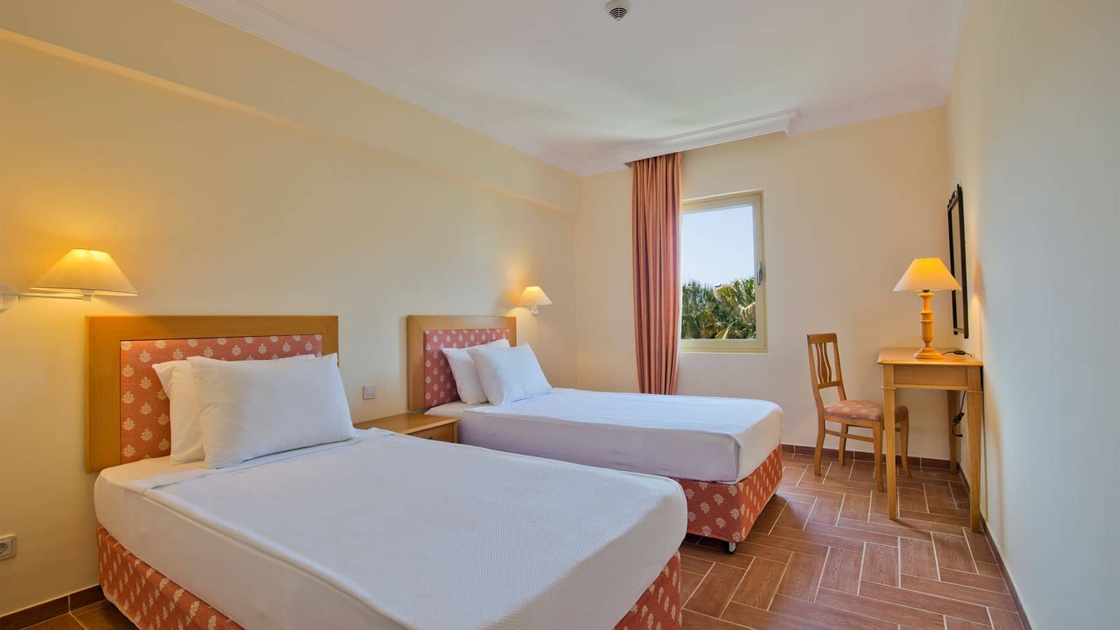 rooms-standard-large-room