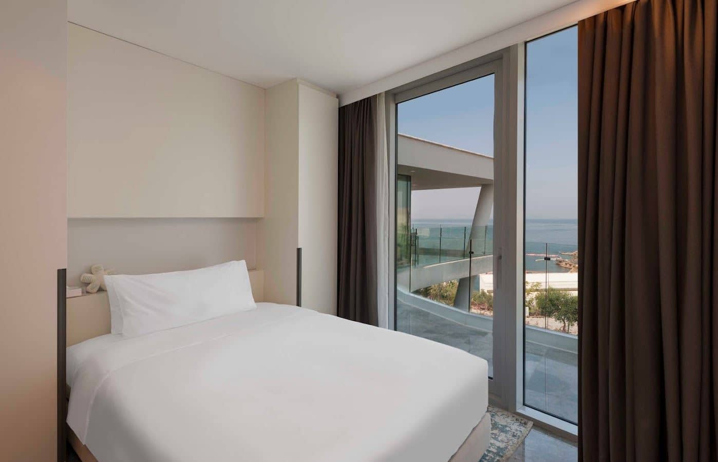 rooms-family-terrace-residence