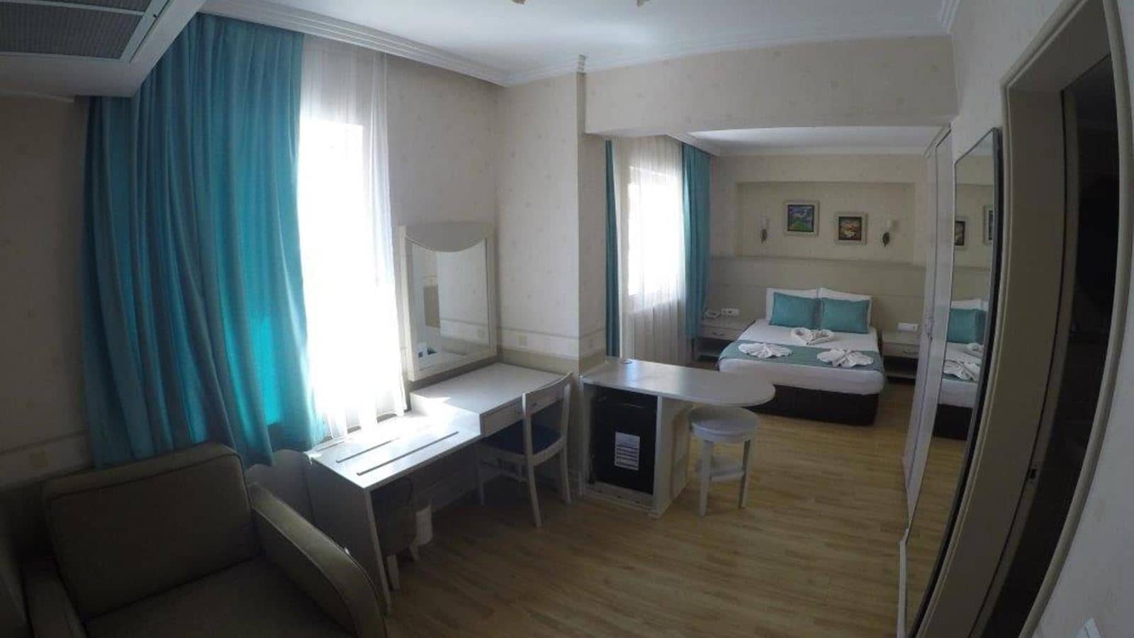 rooms-standard-room