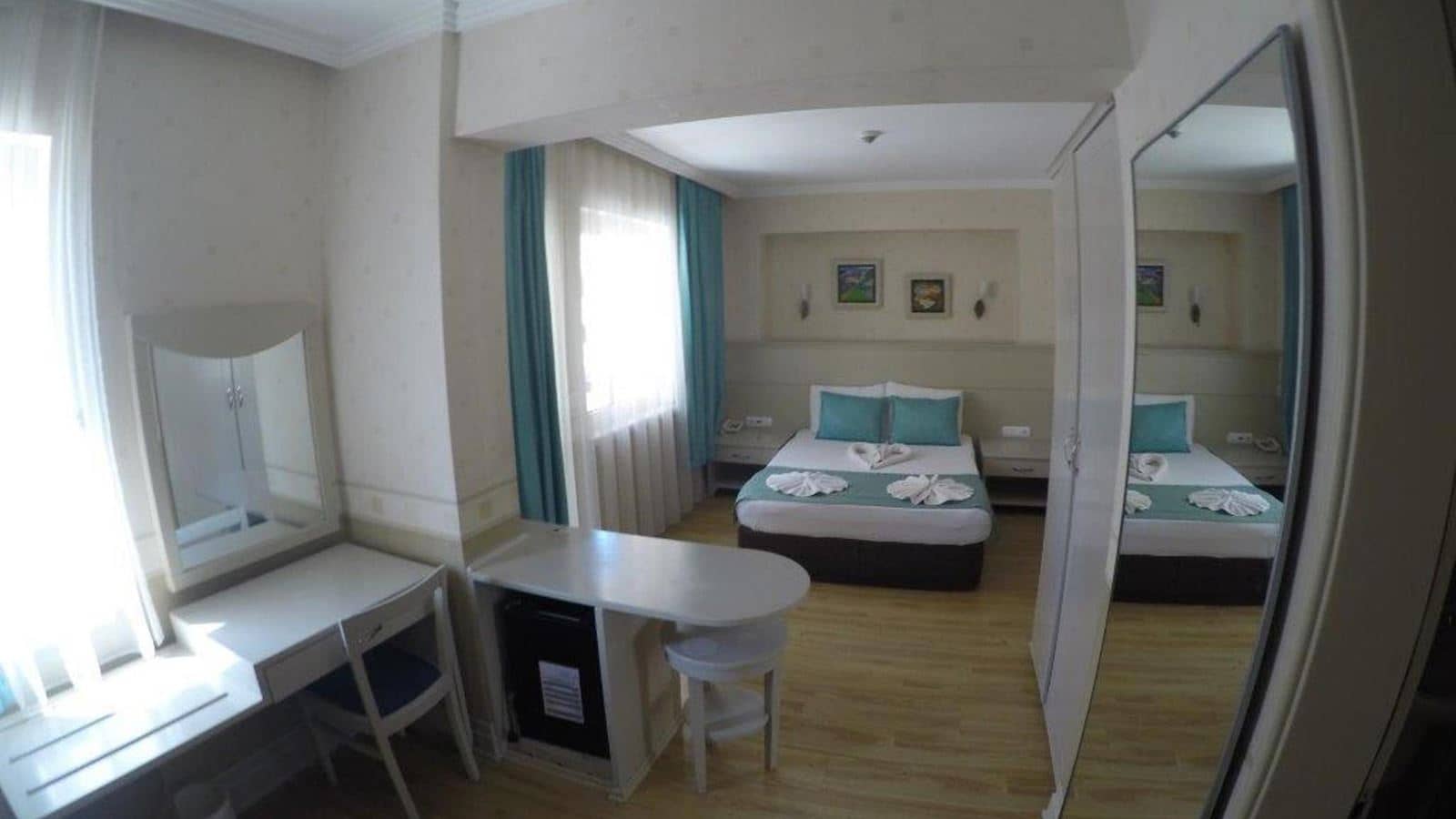 rooms-standard-room
