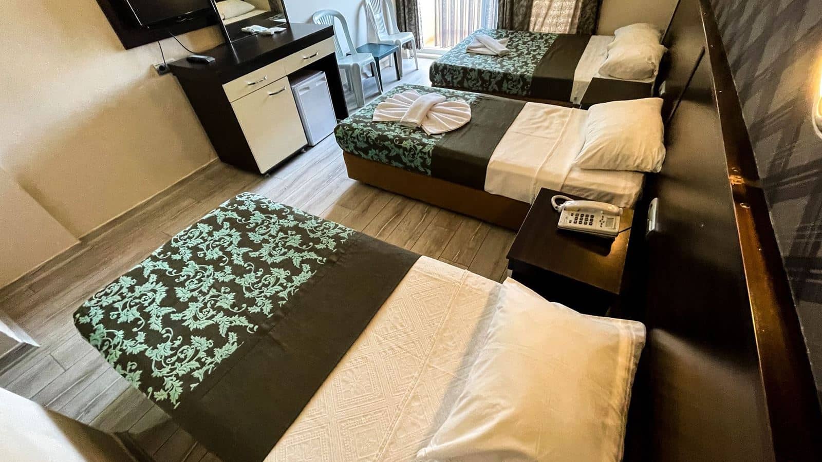 rooms-standard-room