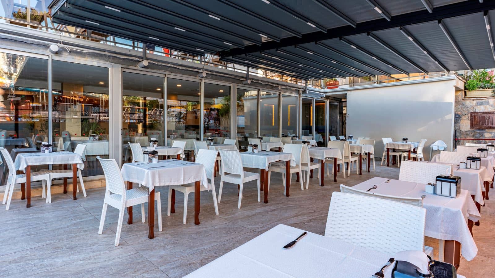 bars-restaurant-bar