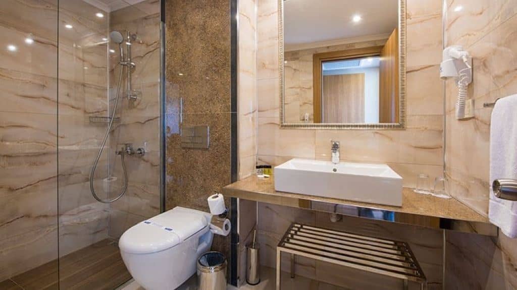 rooms-family-room
