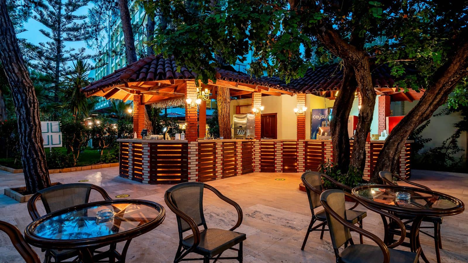 bars-pool-bar