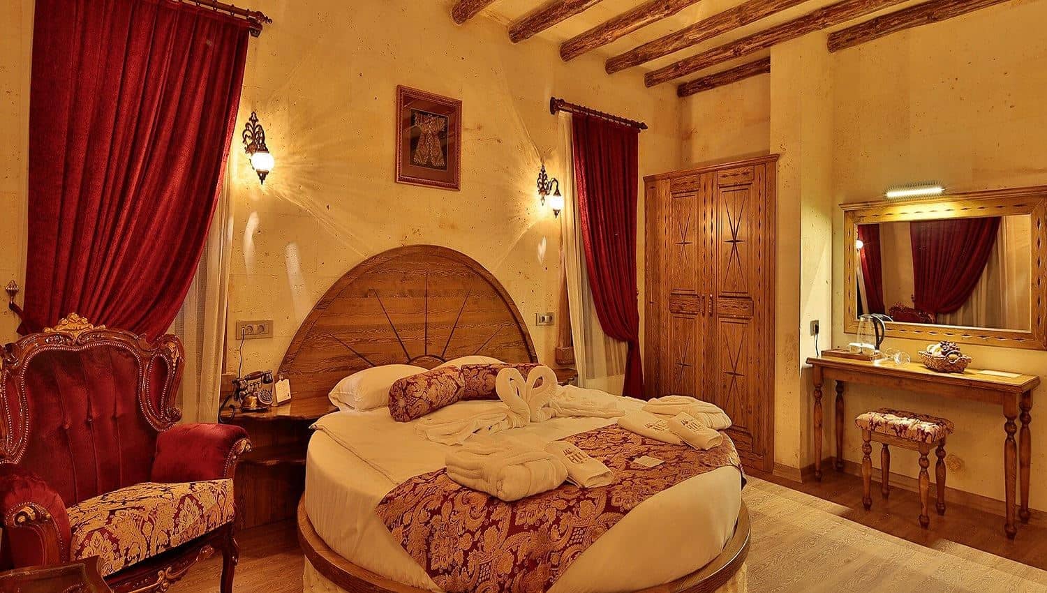 rooms-king-suite