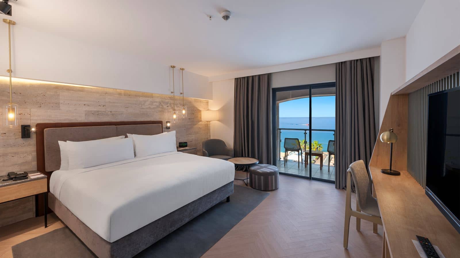 rooms-corner-deluxe-room-sea-view