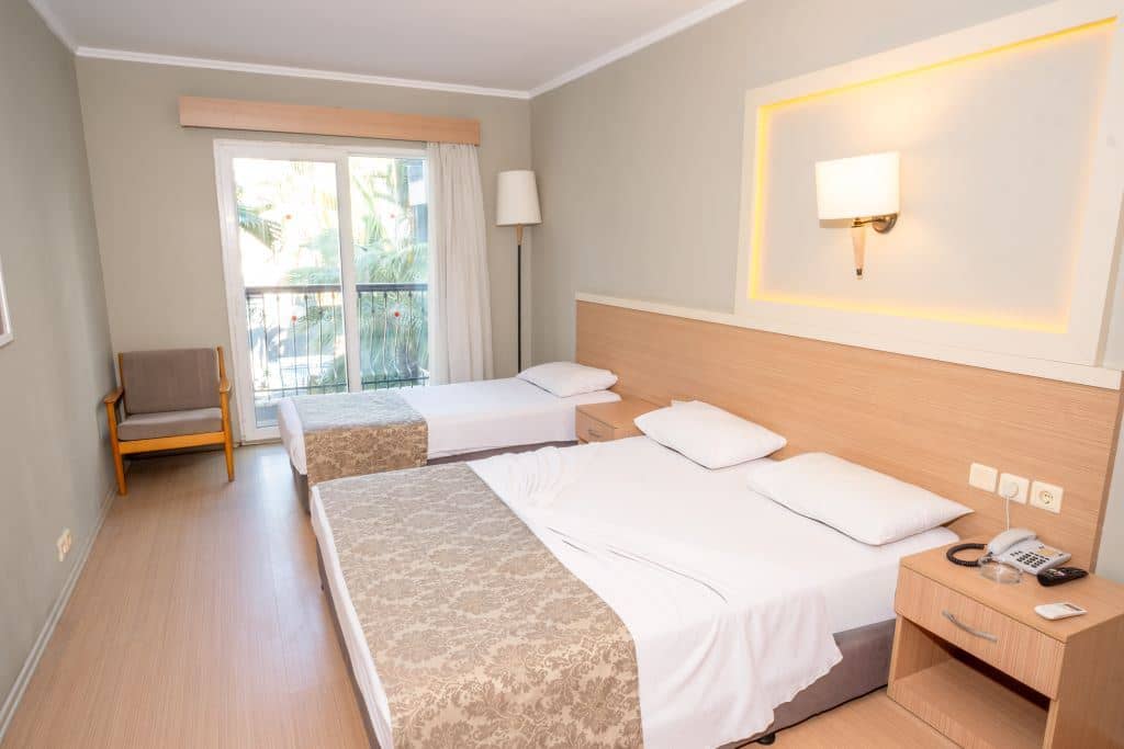 rooms-family-room-2-bedrooms