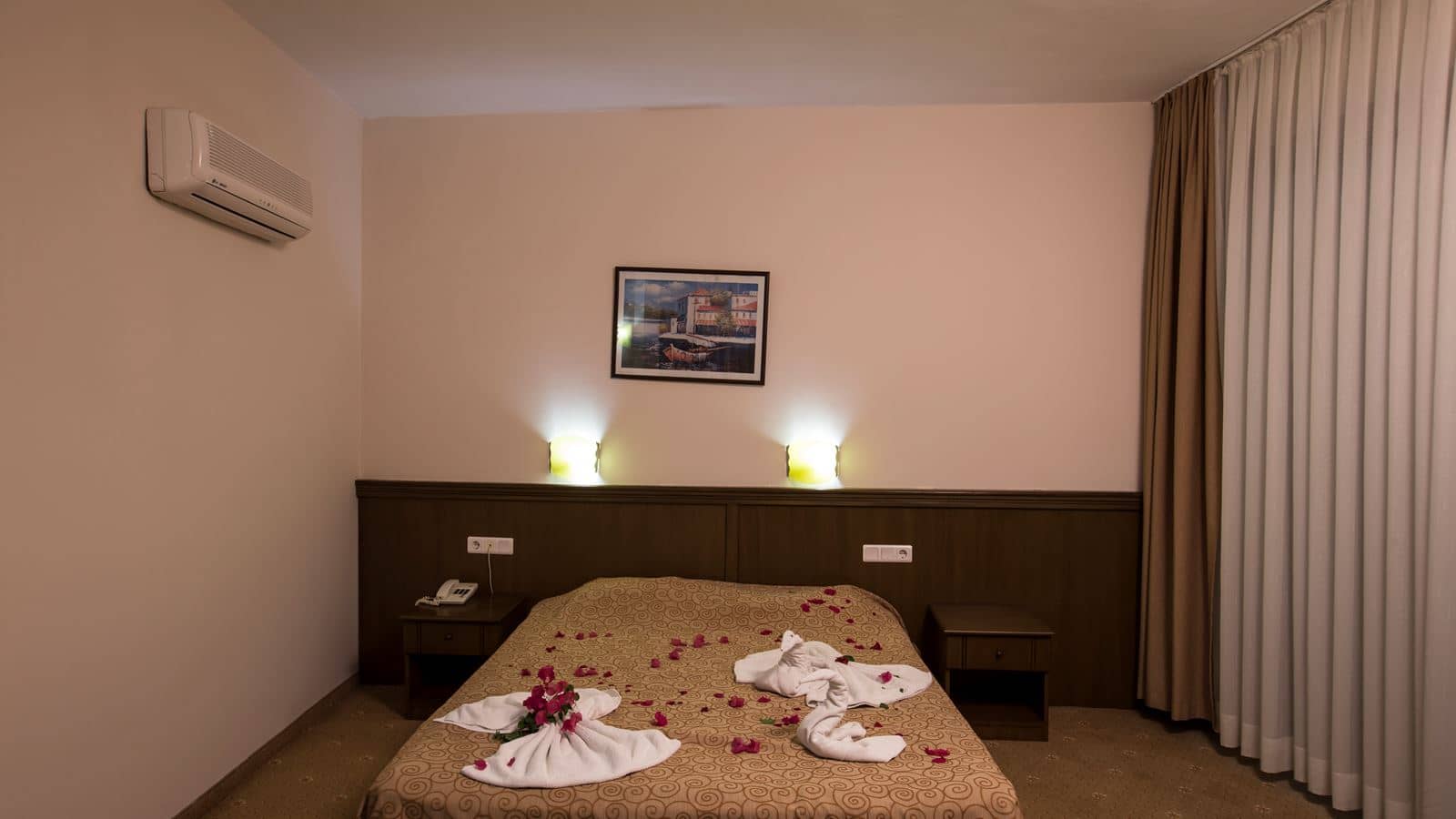 rooms-standard-room