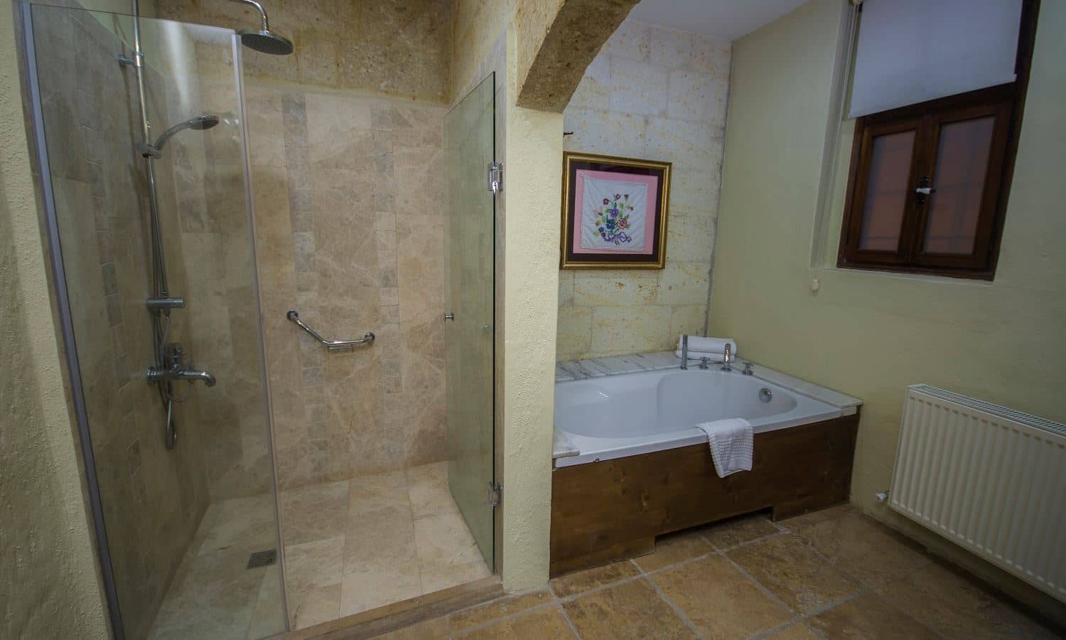 rooms-superior-room