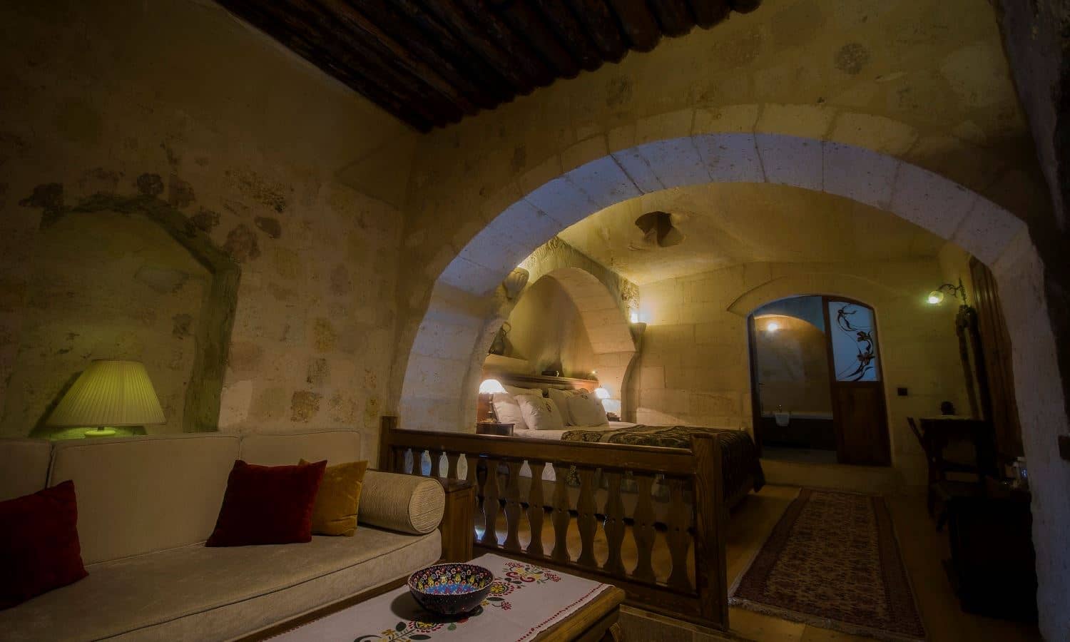 rooms-deluxe-room