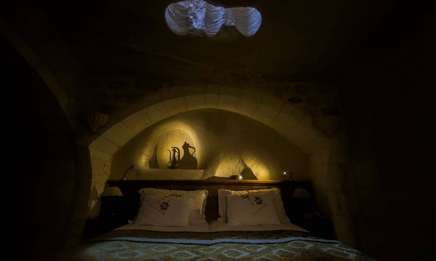 rooms-deluxe-room