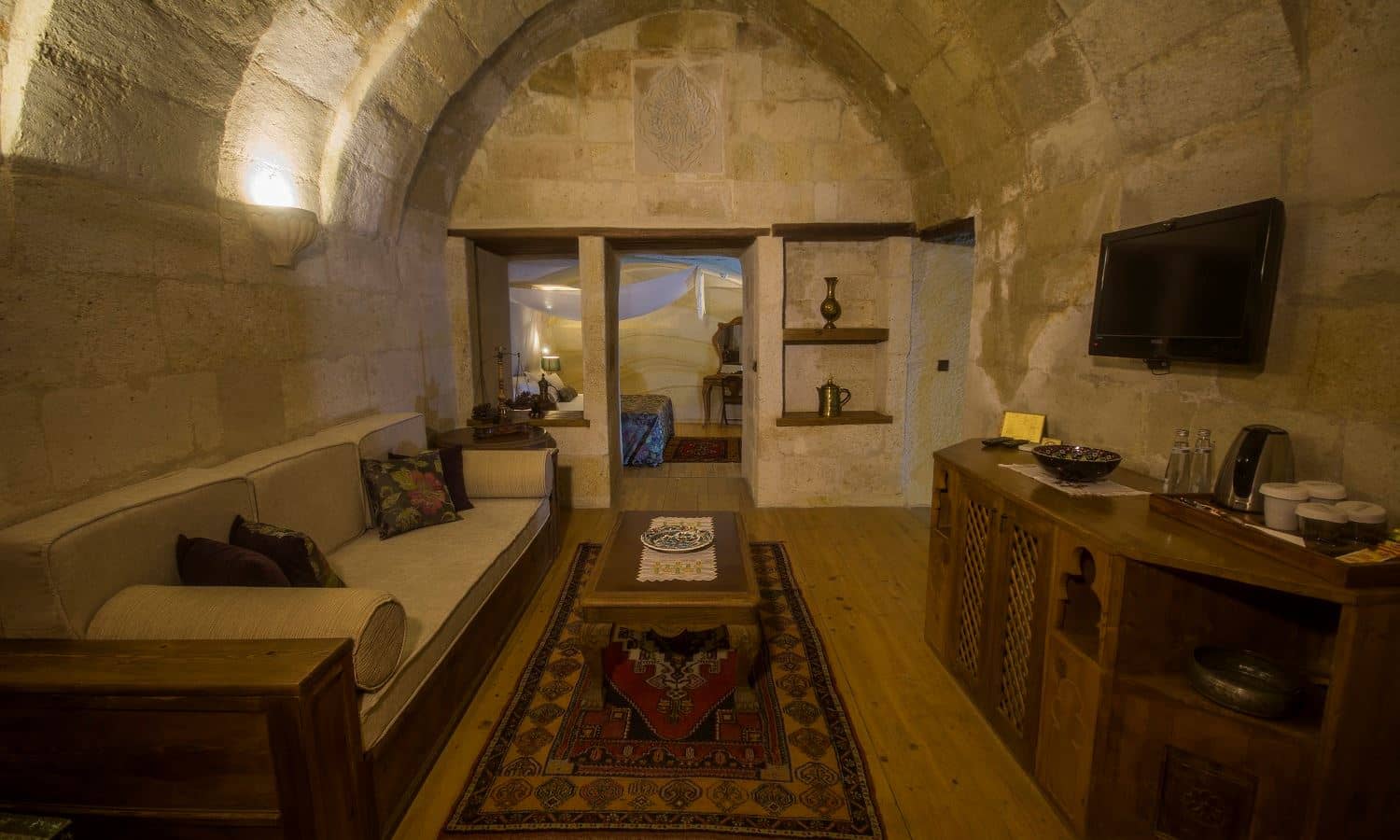 rooms-suite-room