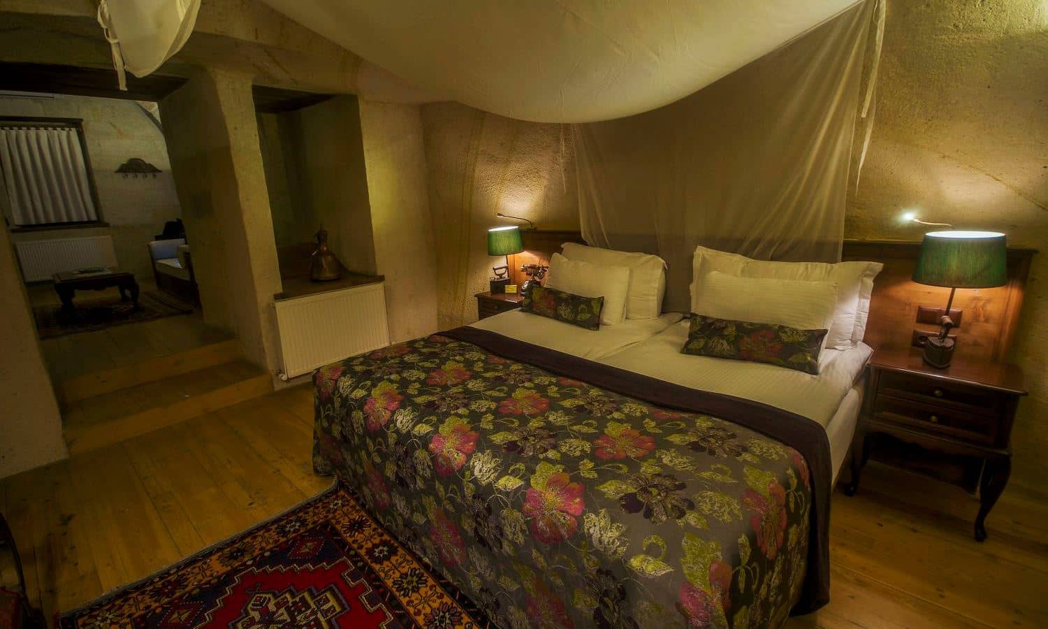 rooms-suite-room
