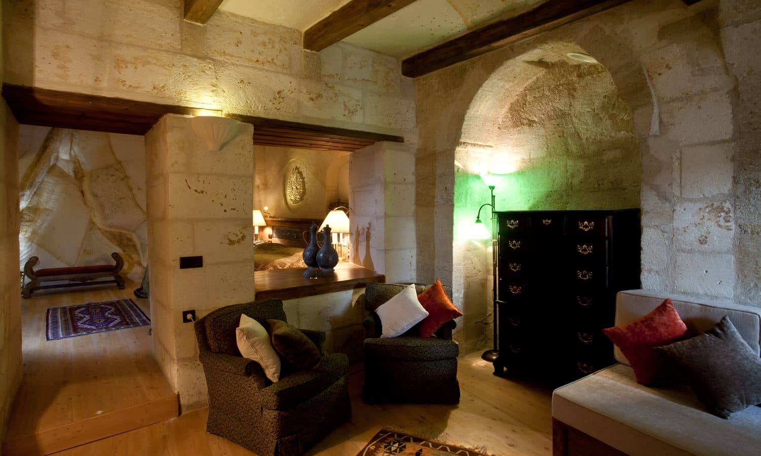 rooms-suite-room
