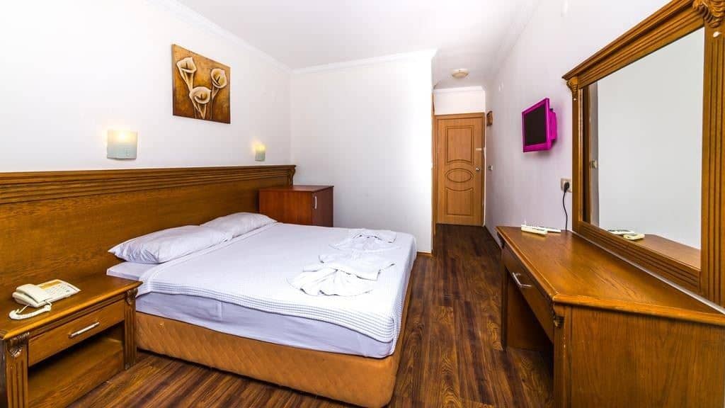 rooms-standard-room