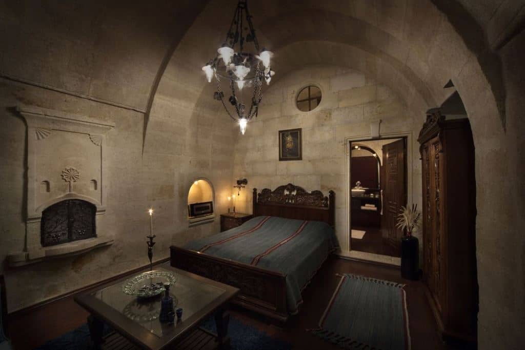 rooms-deluxe-rooms