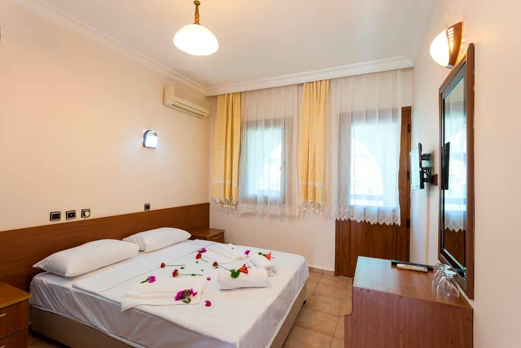 rooms-standard-room