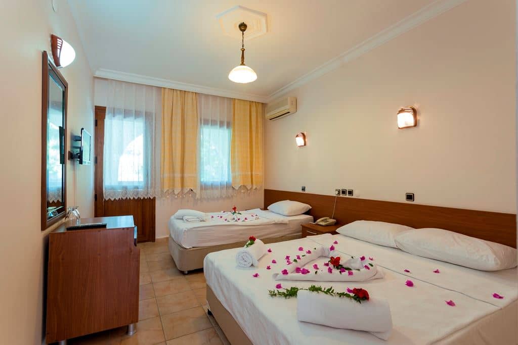 rooms-standard-room