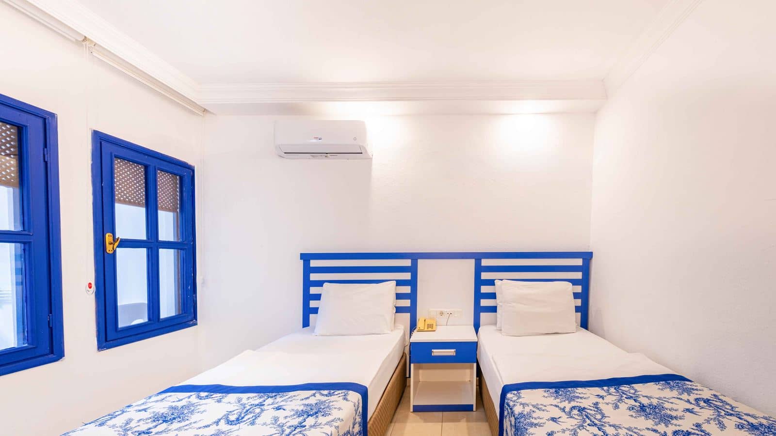 rooms-economy-room