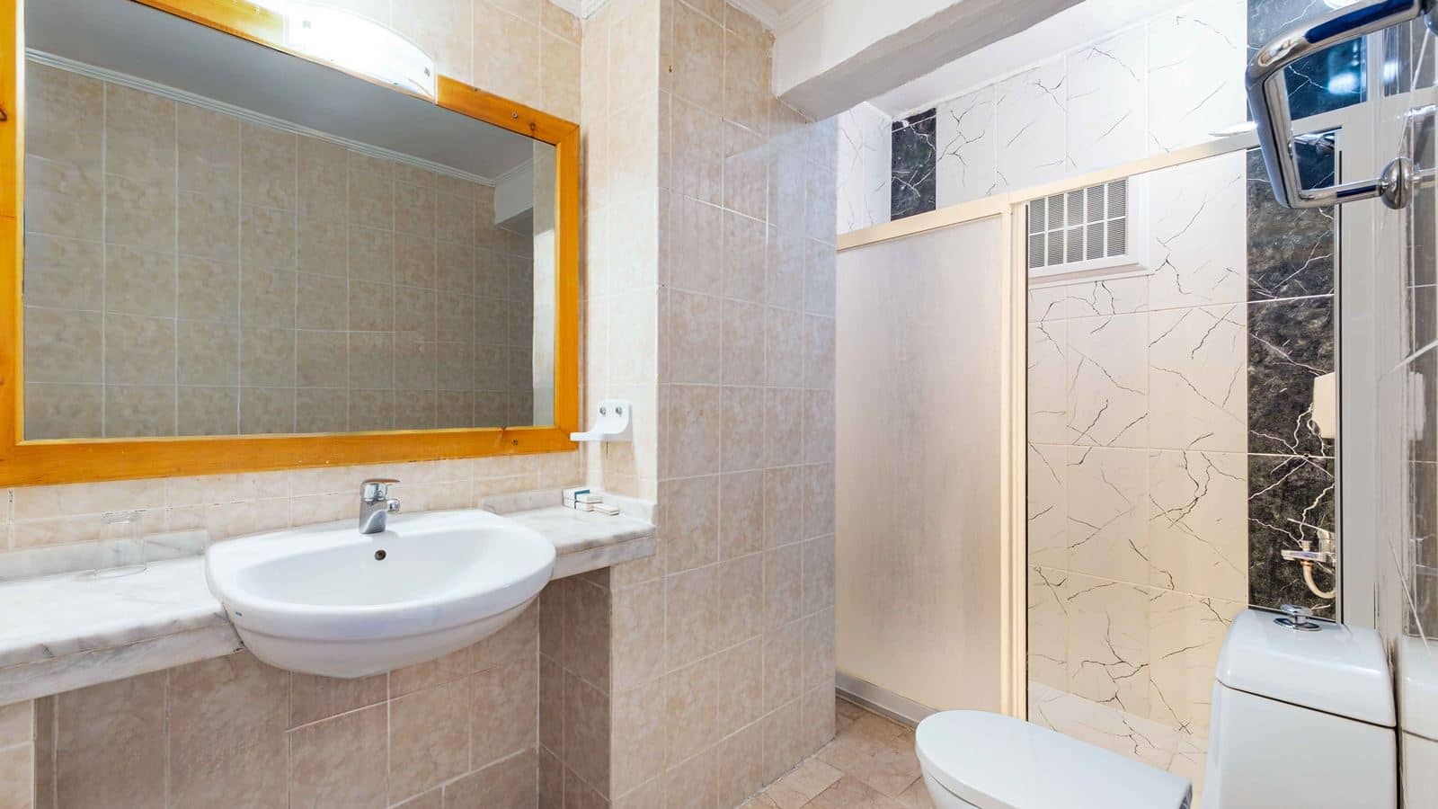 rooms-economy-room