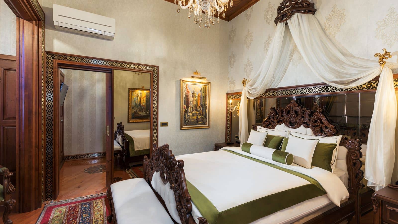 rooms-deluxe-room