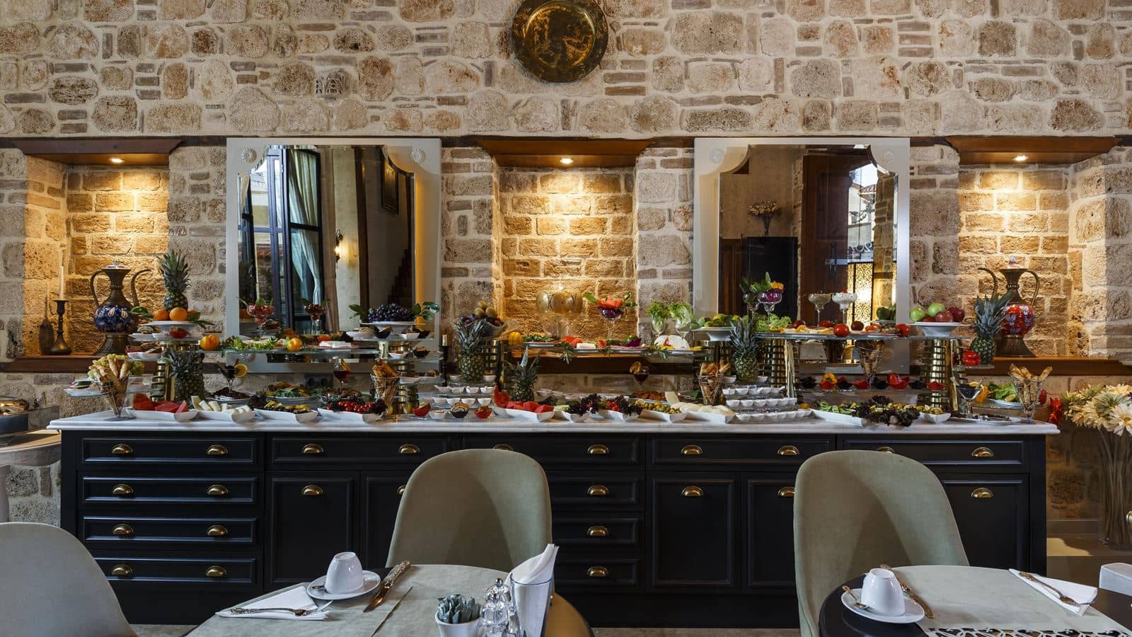 restaurants-main-restourant