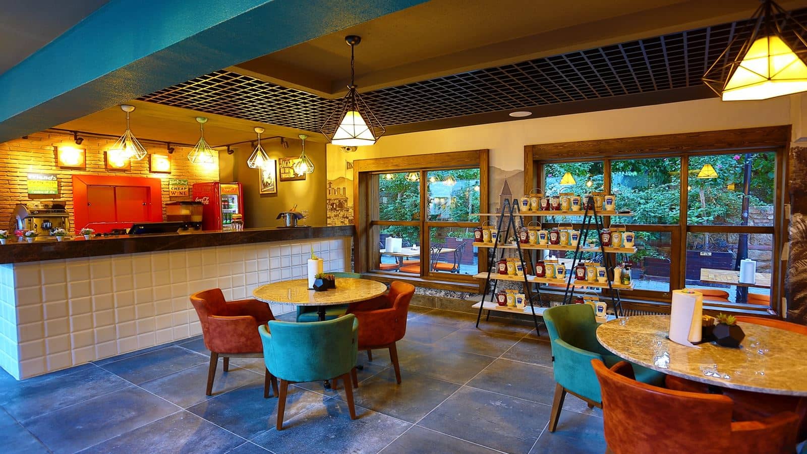restaurants-restaurants