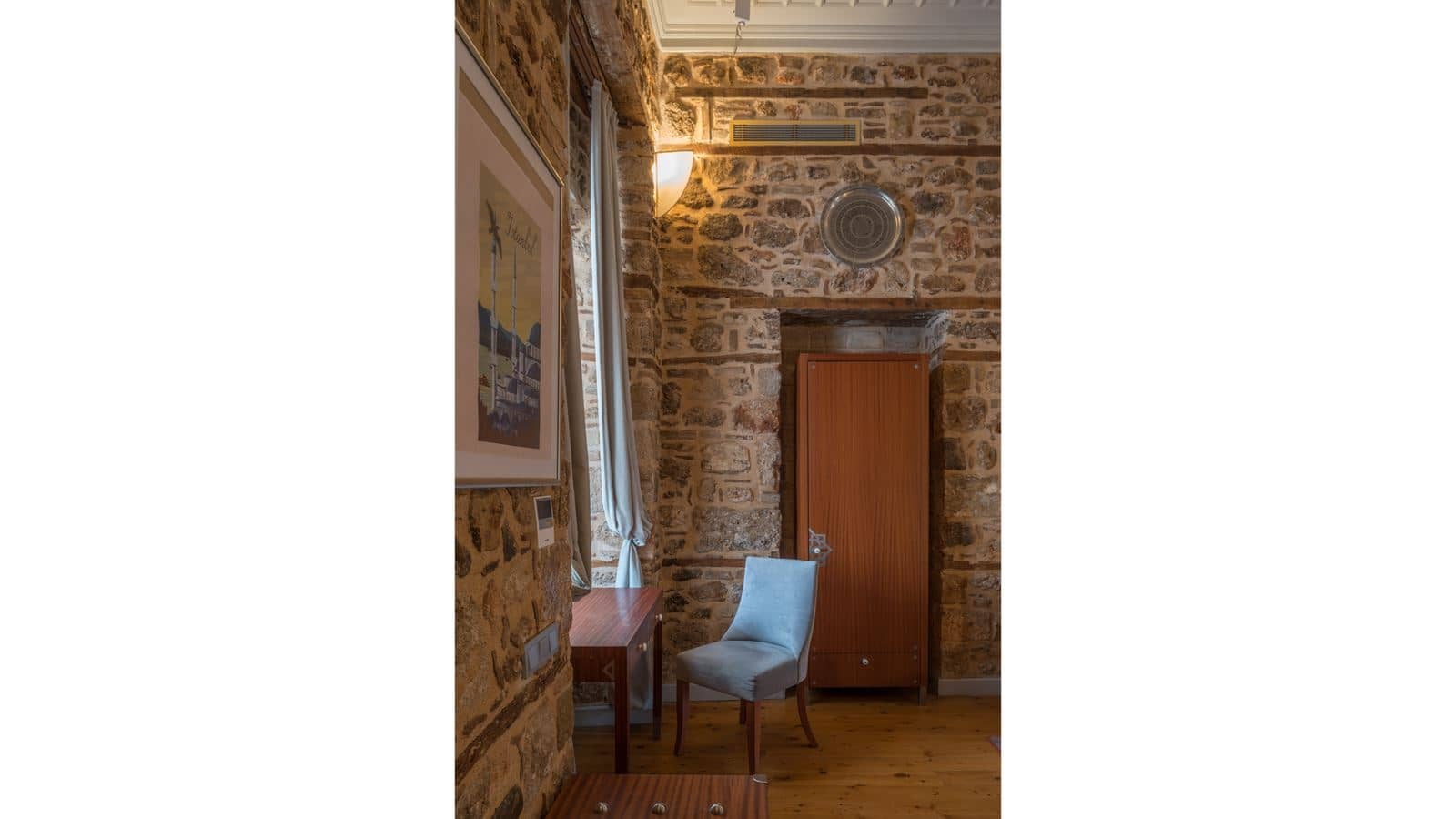 rooms-twin-room