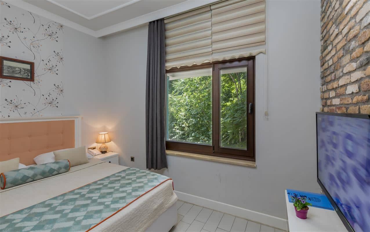 rooms-economy-room