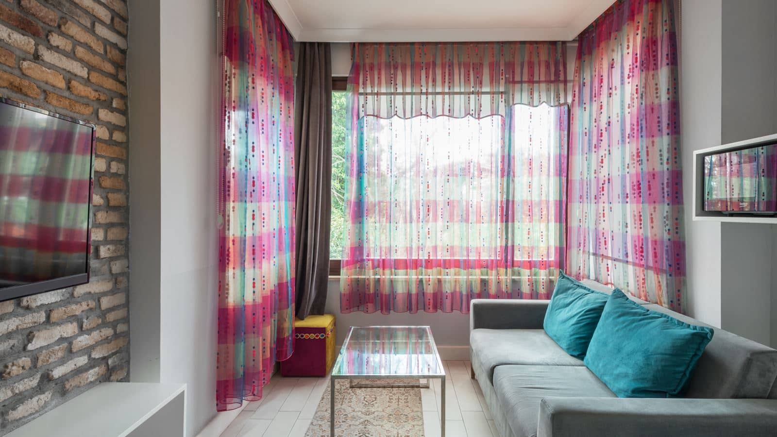 rooms-deluxe-room
