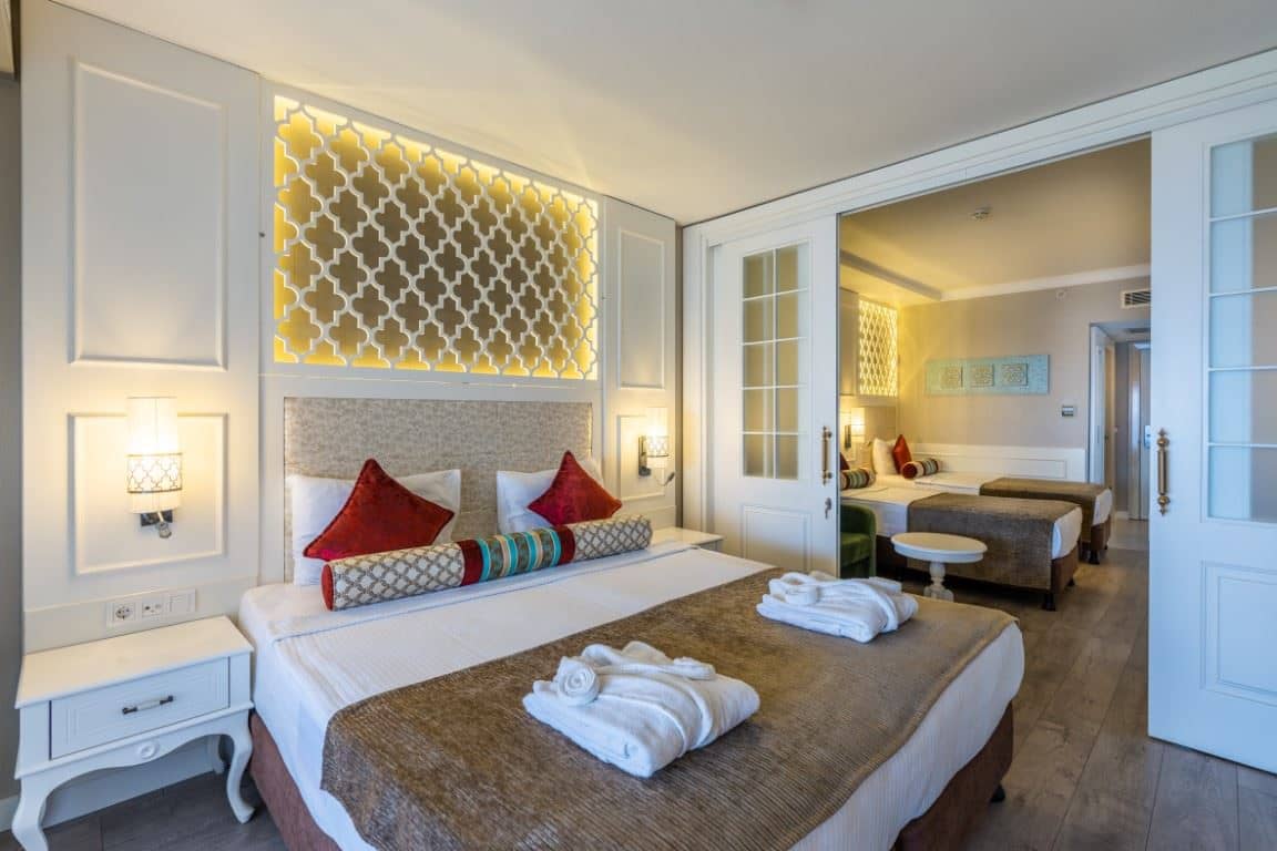 rooms-select-deniz-manzarali