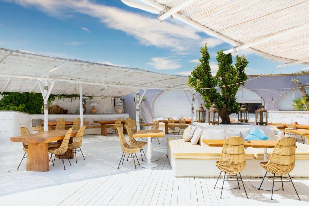 bars-seya-beach-bar