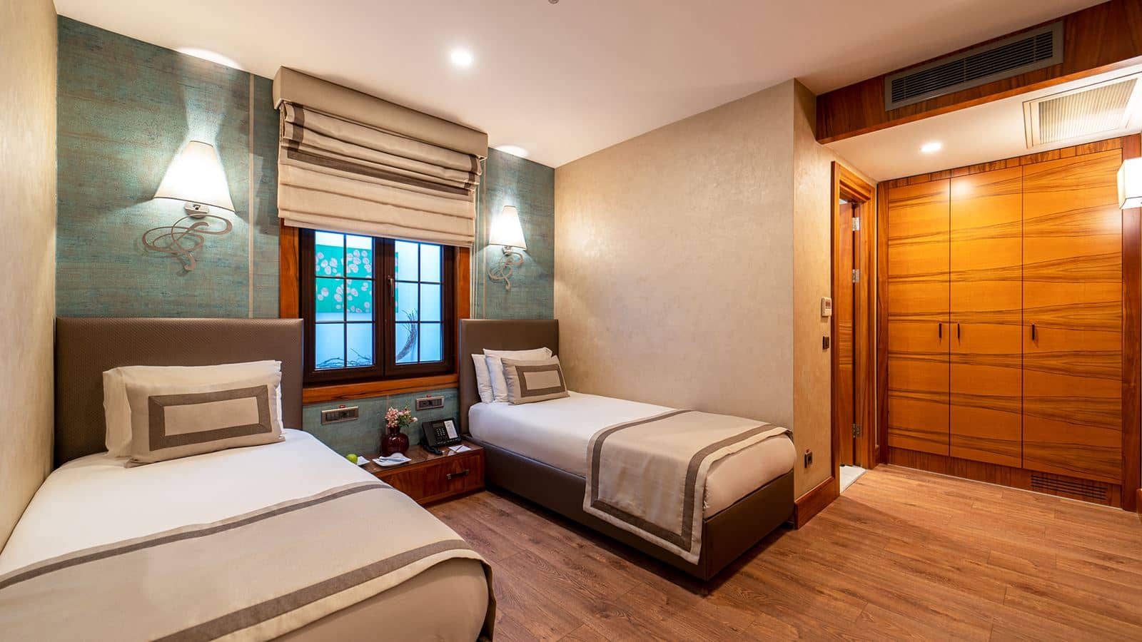 rooms-double-or-twin-superior
