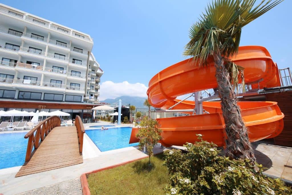 water-park-water-park