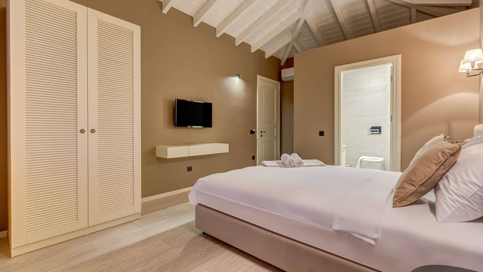 rooms-deluxe-oda
